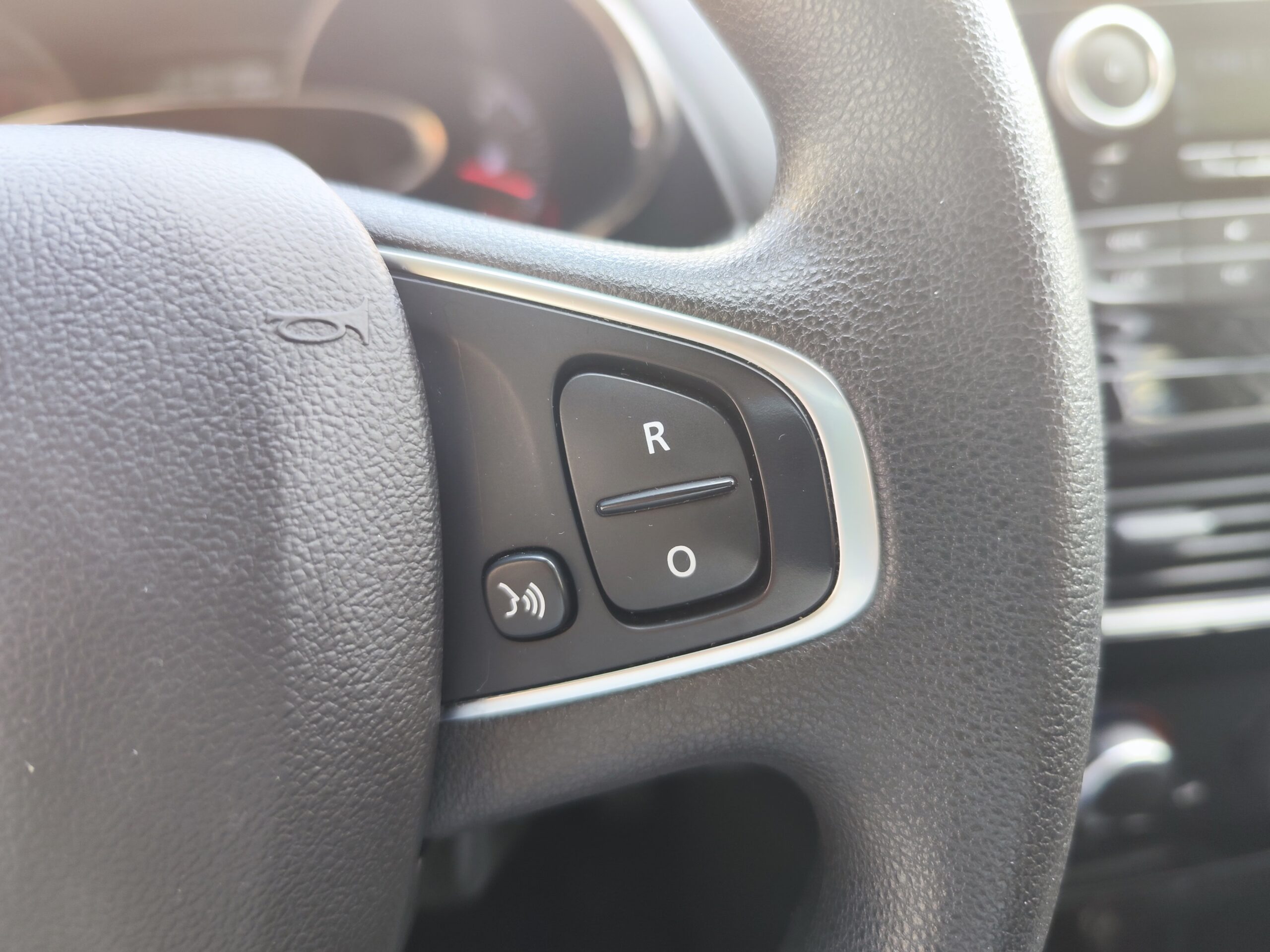 RENAULT CLIO 0.9 TCE 75 CV BUSINESS 5P