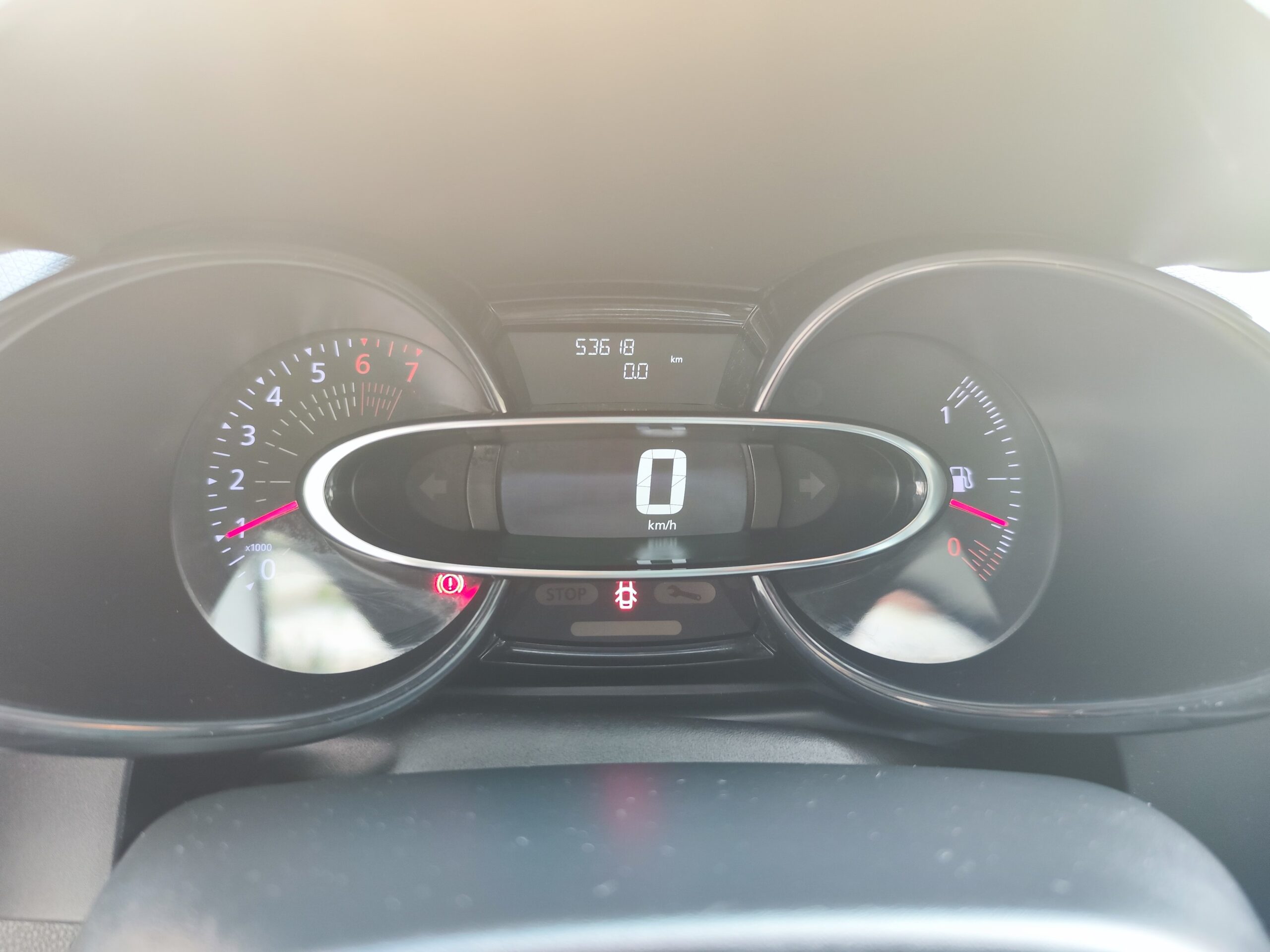 RENAULT CLIO 0.9 TCE 75 CV BUSINESS 5P