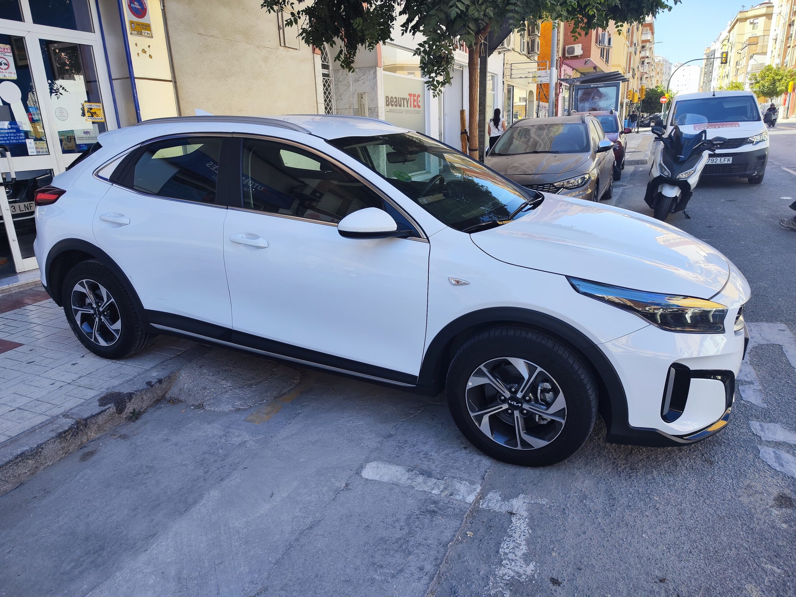 KIA XCEED 1.0 TGDI 100 CV DRIVE 5P.