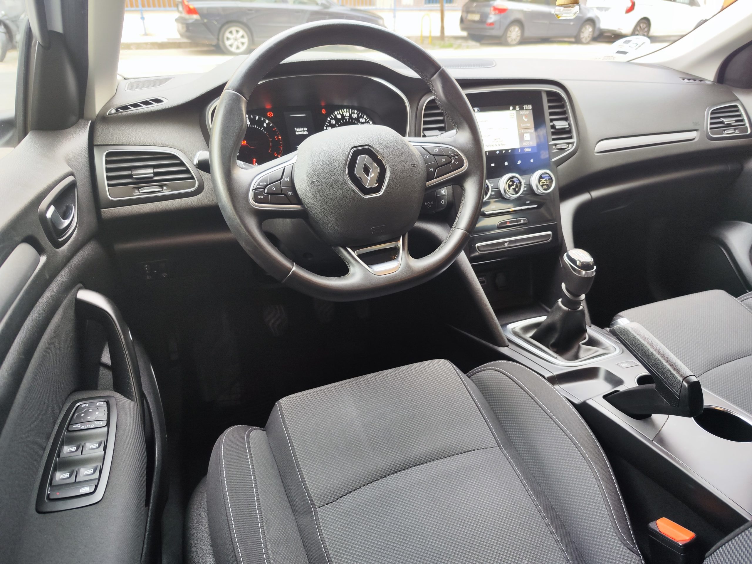 RENAULT MEGANE 1.5 BLUE DCI 115 CV EQUILIBRE 5P.