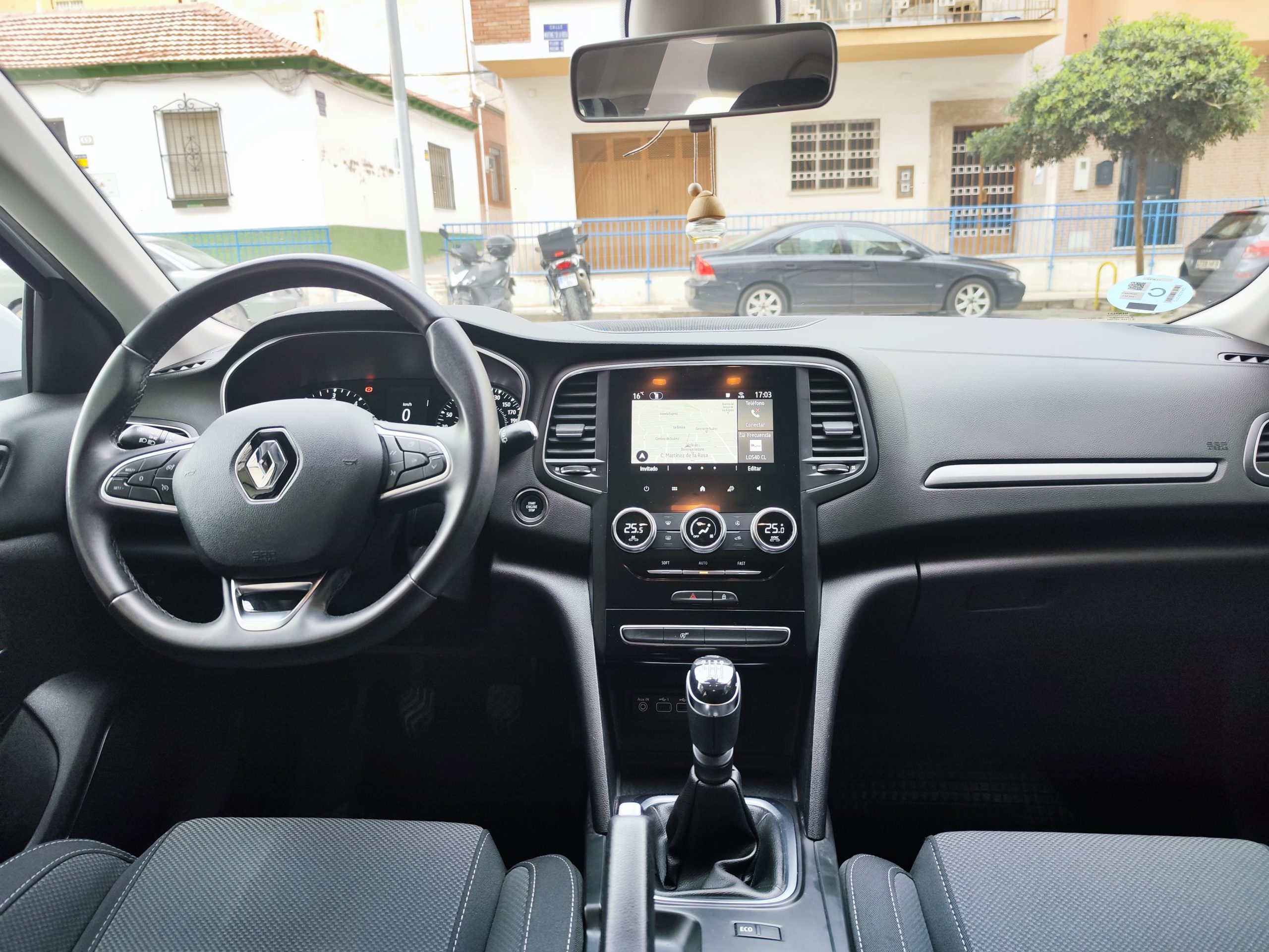 RENAULT MEGANE 1.5 BLUE DCI 115 CV EQUILIBRE 5P.