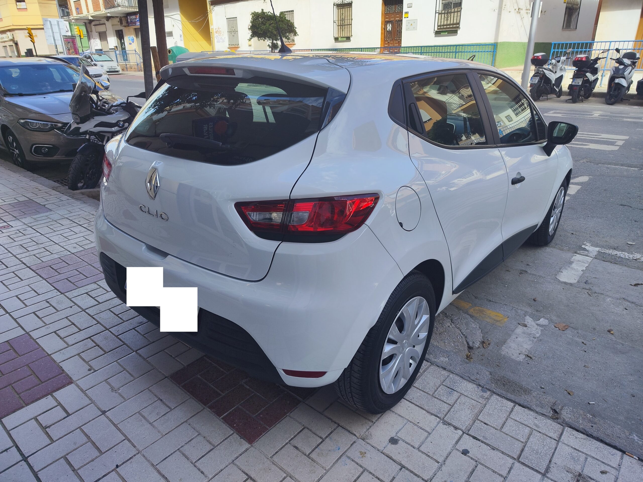 RENAULT CLIO 0.9 TCE 75 CV BUSINESS 5P