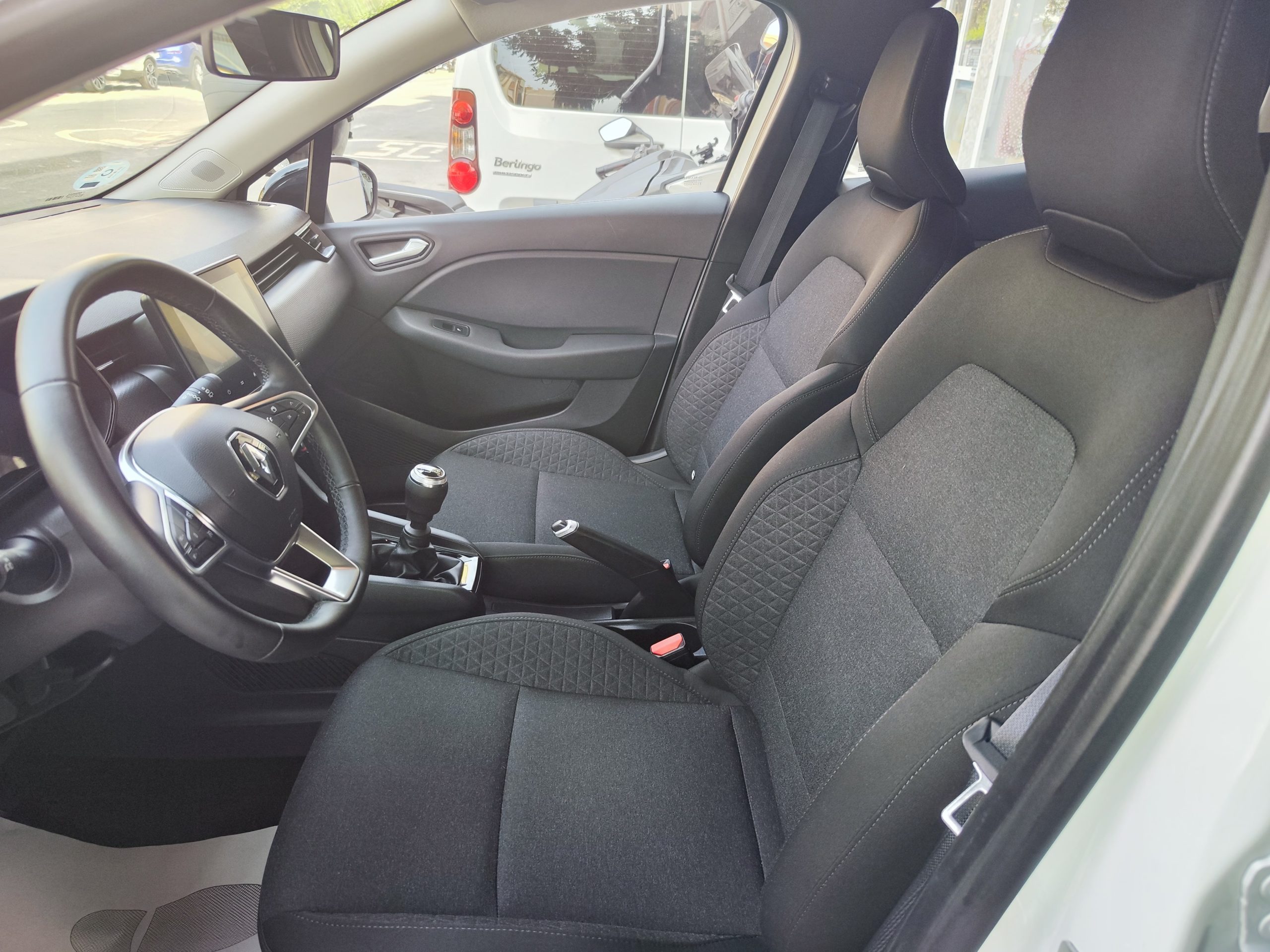 RENAULT CLIO 1.0 TCE 91 CV EQUILIBRE.