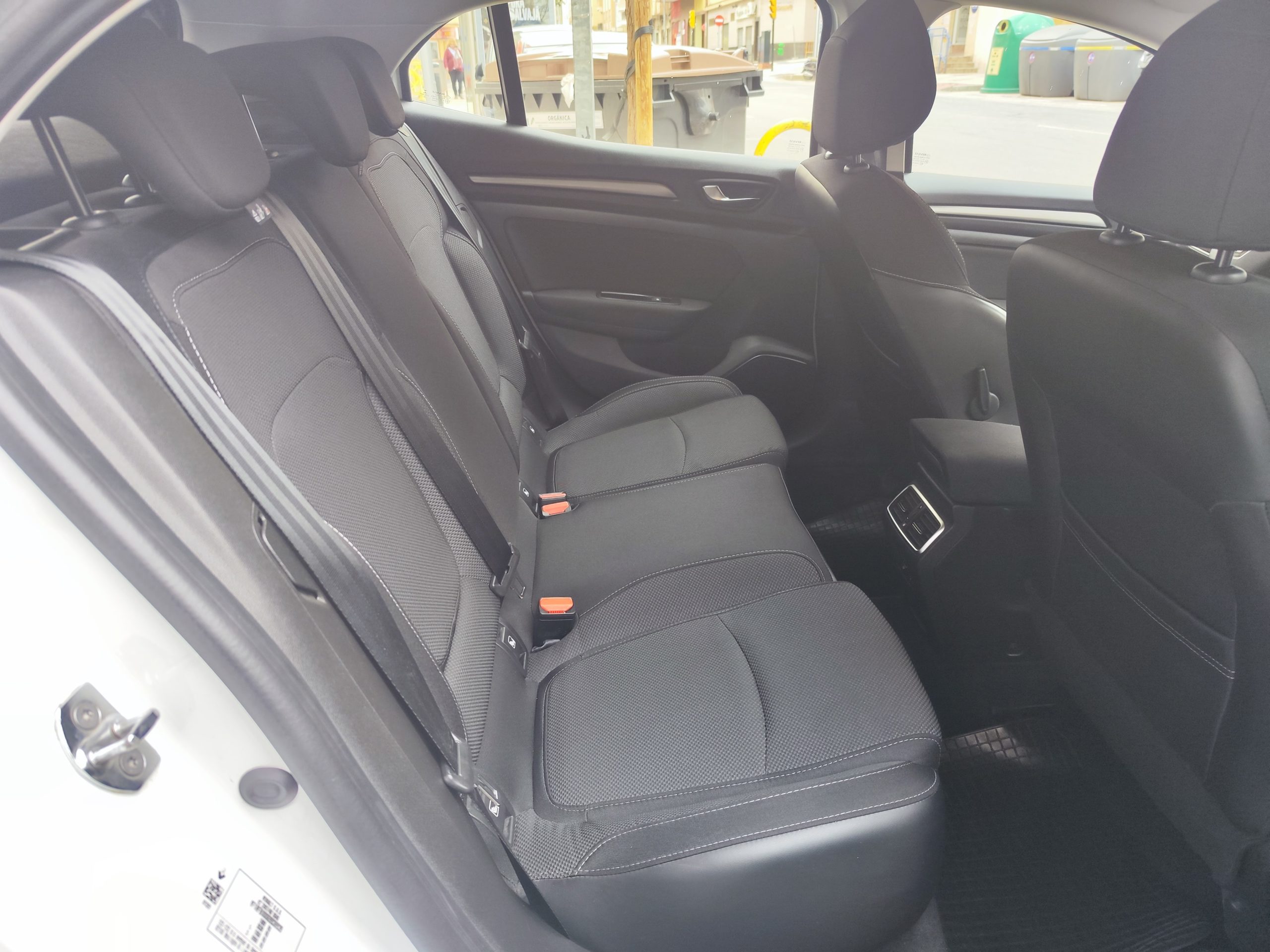 RENAULT MEGANE 1.5 BLUE DCI 115 CV EQUILIBRE 5P.