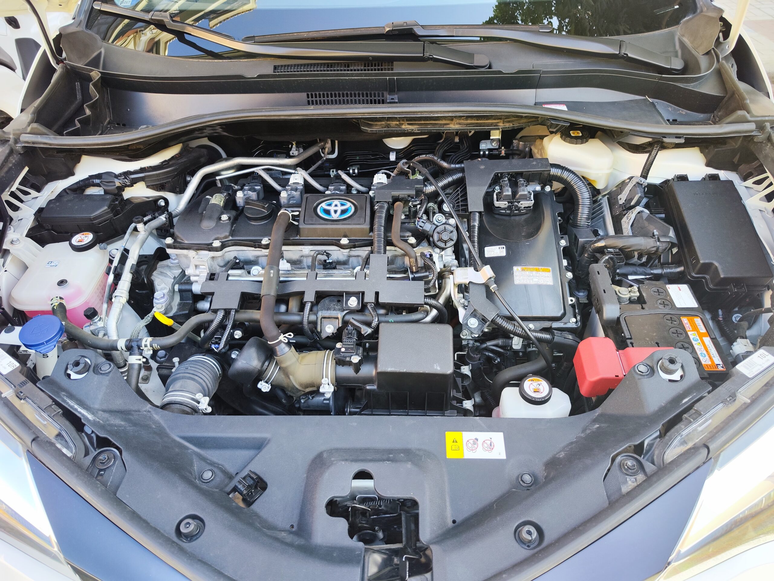 TOYOTA C-HR 1.8 125H ADVANCE HYBRID 5P.