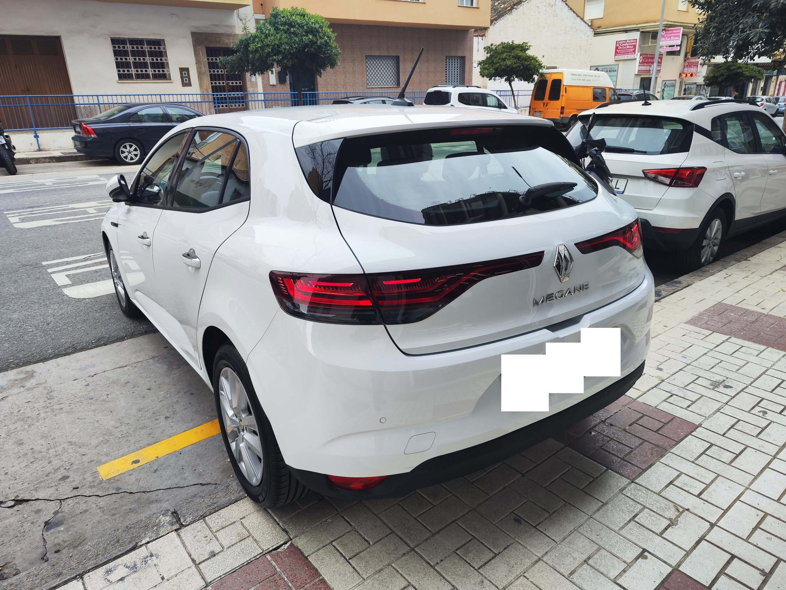 RENAULT MEGANE 1.5 BLUE DCI 115 CV EQUILIBRE 5P.