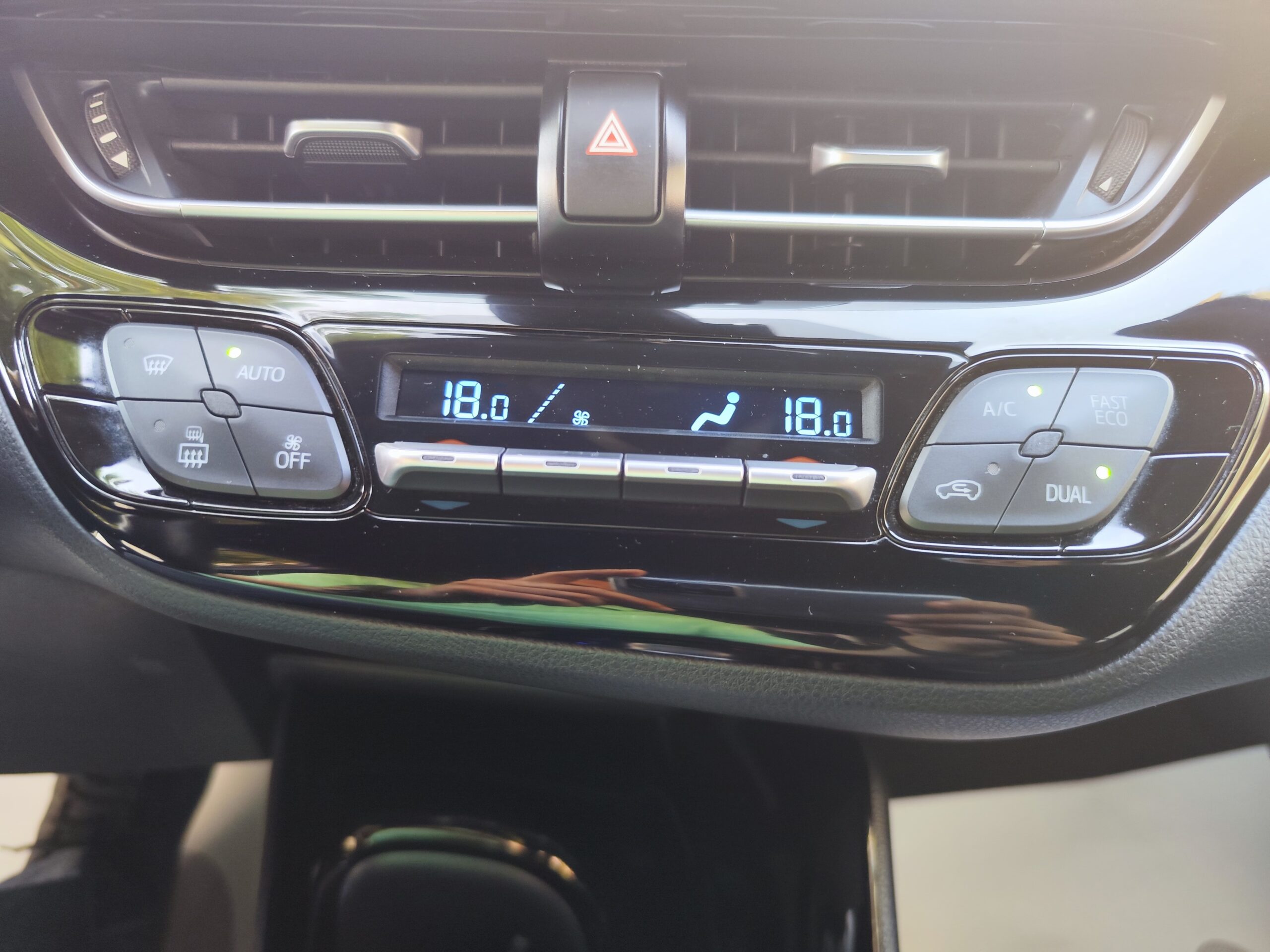 TOYOTA C-HR 1.8 125H ADVANCE HYBRID 5P.