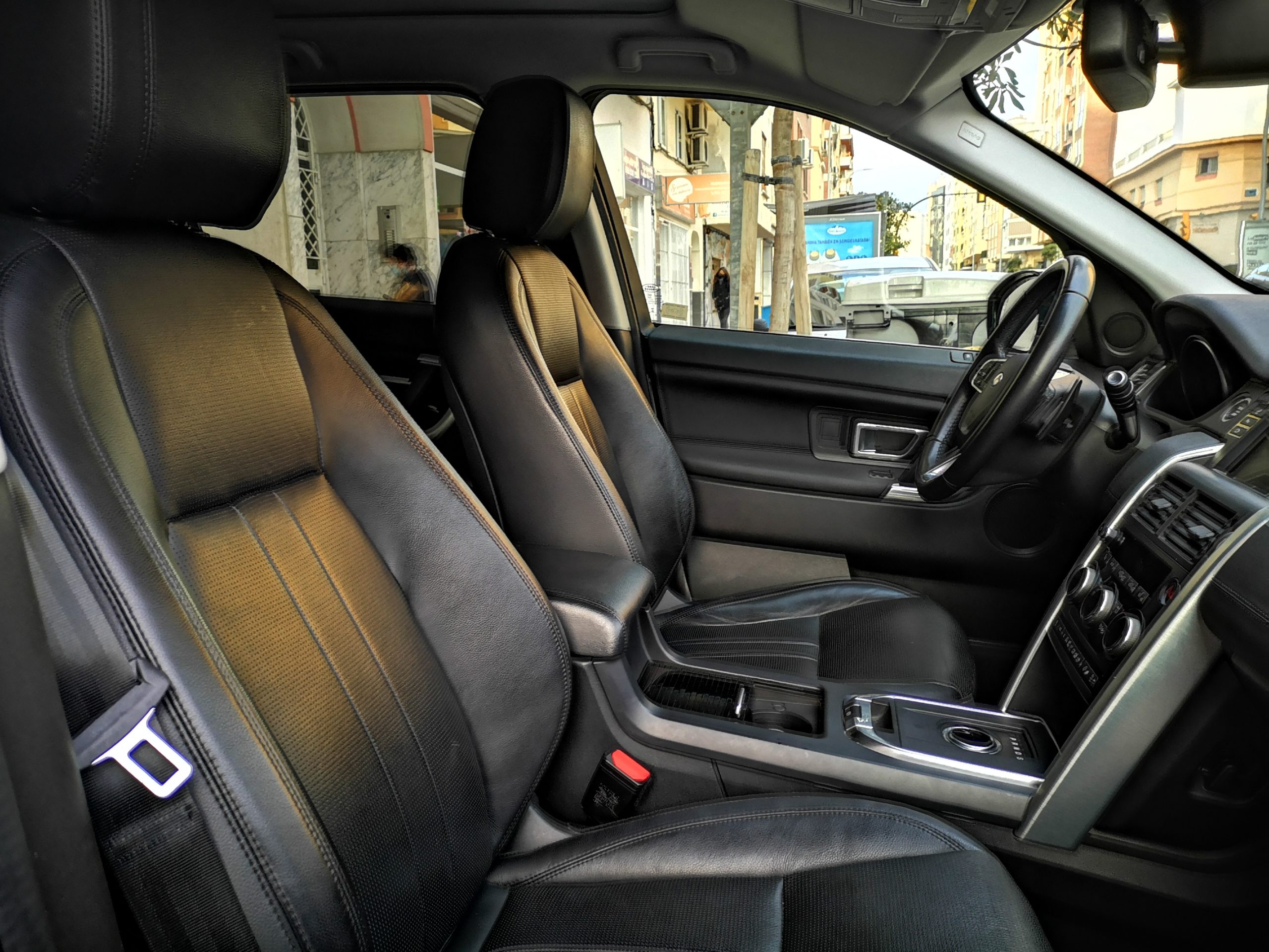 LAND ROVER DISCOVERY SPORT 2.0L TD4 150 CV HSE 4X4 AUTO.